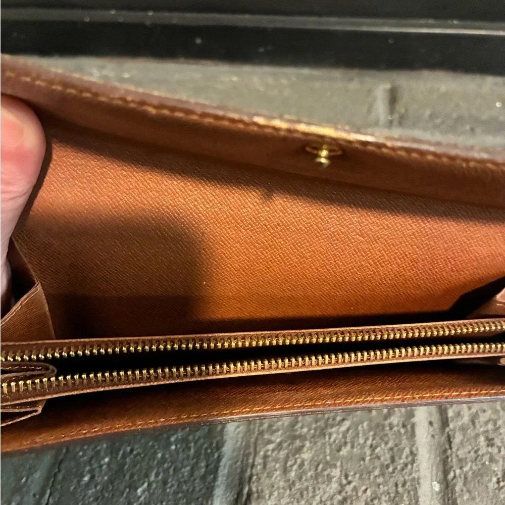 Louis Vuitton Brown Monogram Continental Wallet - Picture 5 of 7